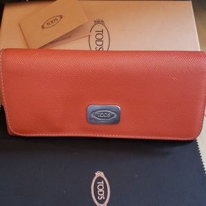 Tod's Ladies Continental Wallet